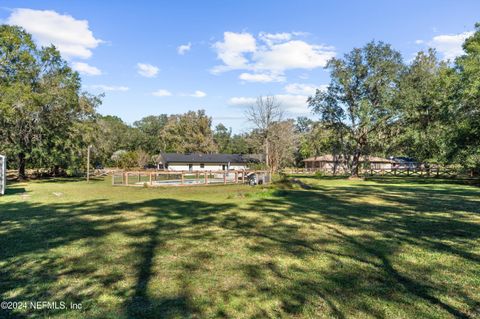 A home in Middleburg