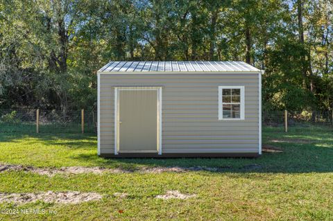 A home in Middleburg