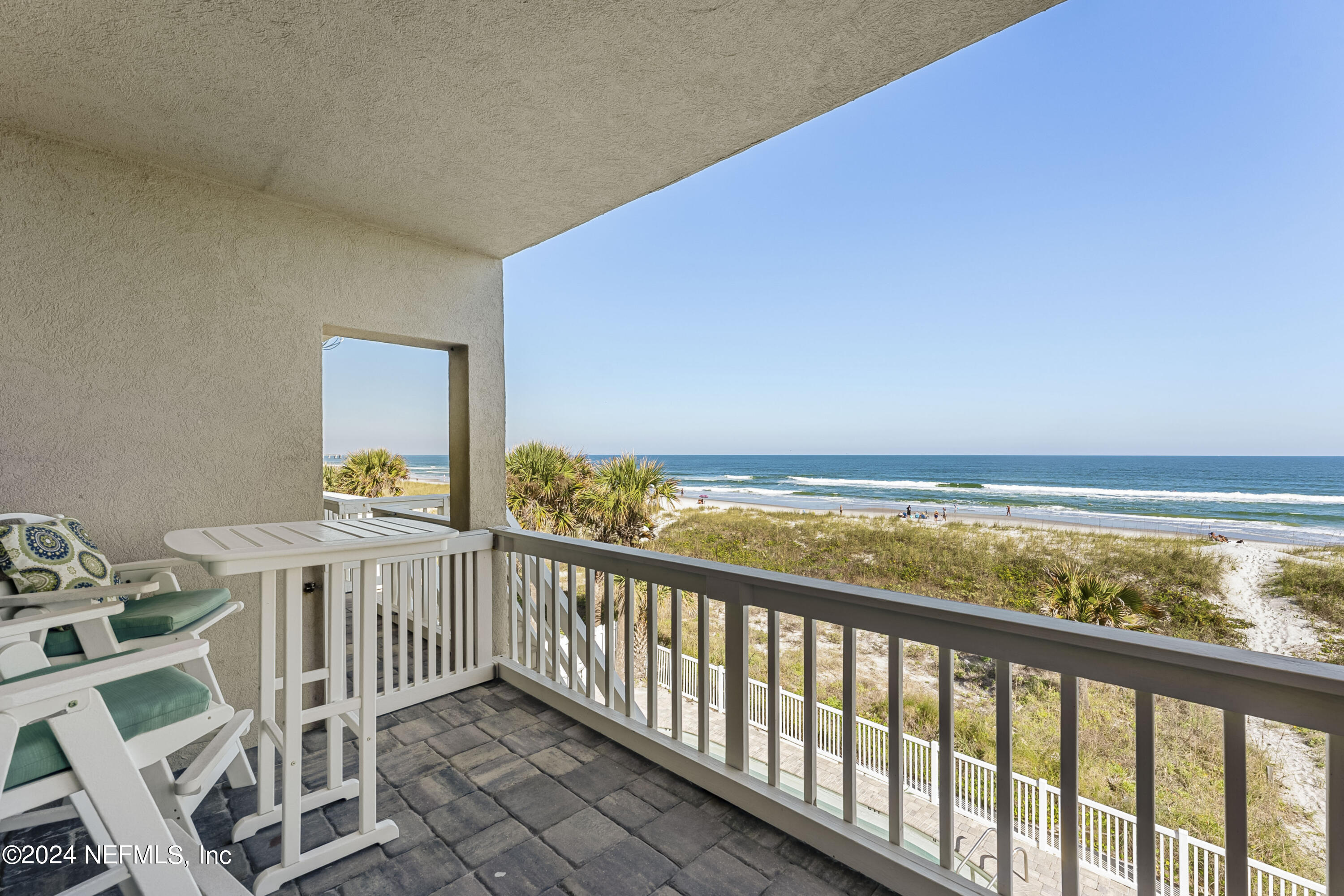 Jacksonville Beach, FL home for sale located at 811 1st Street S Unit 11, Jacksonville Beach, FL 32250
