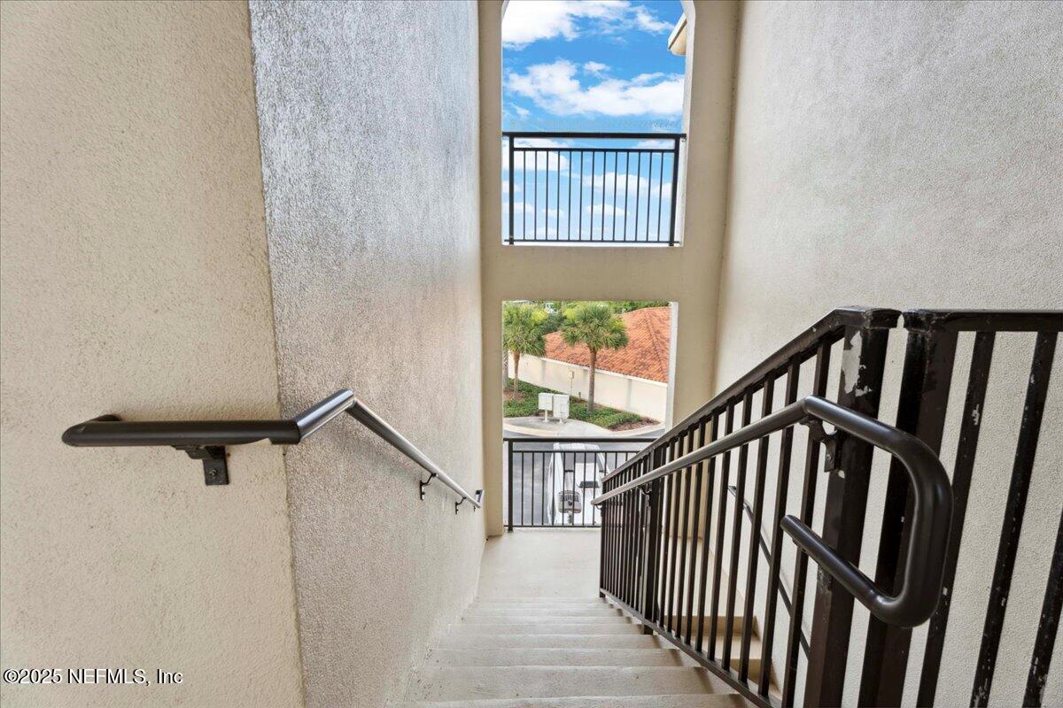 150 PANTANO CAY Boulevard 2303