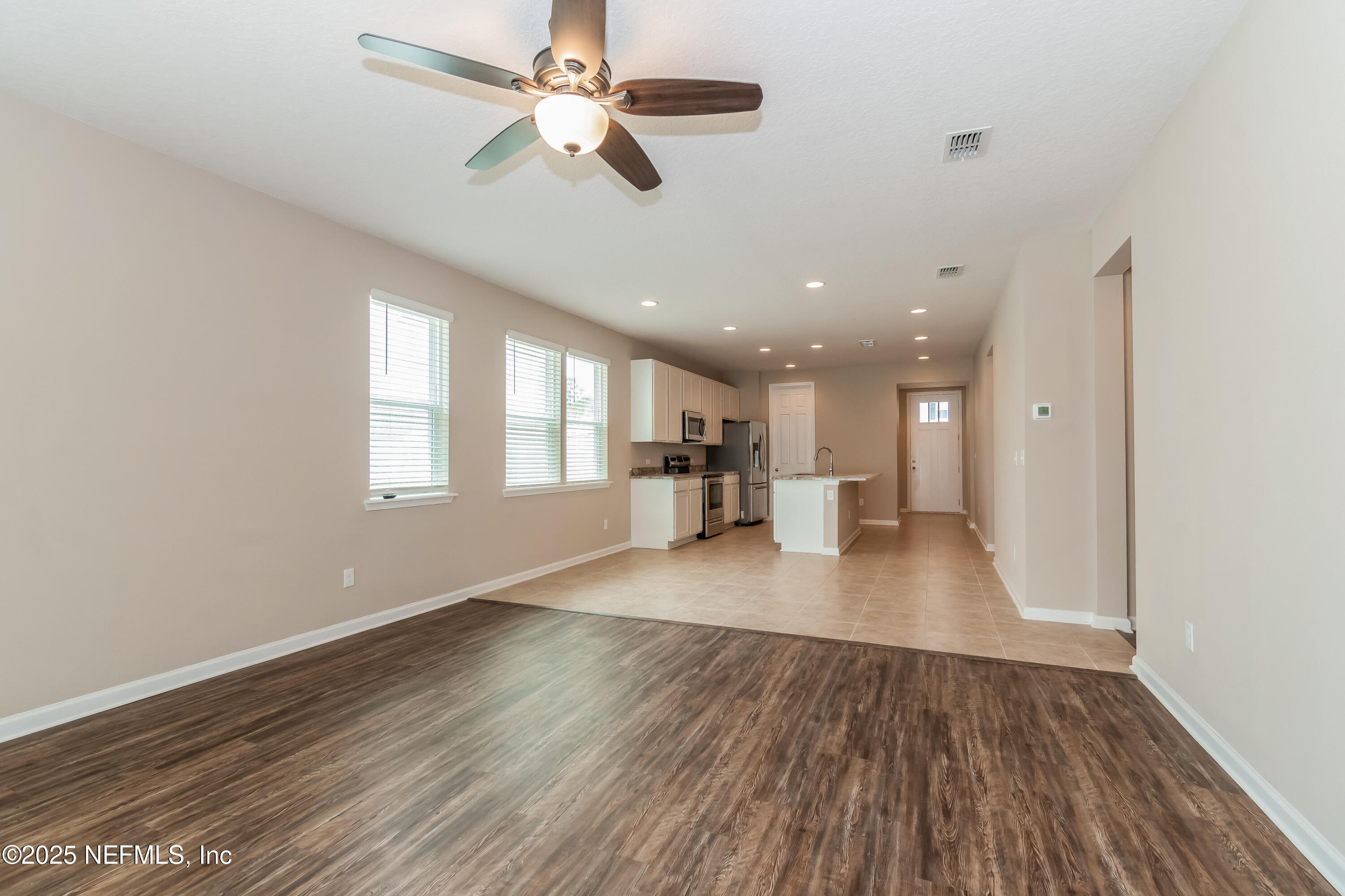 1087 PERSIMMON Drive