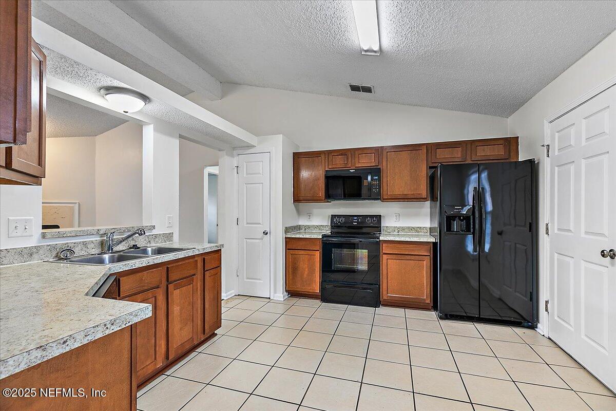 8034 E MACINNES Drive