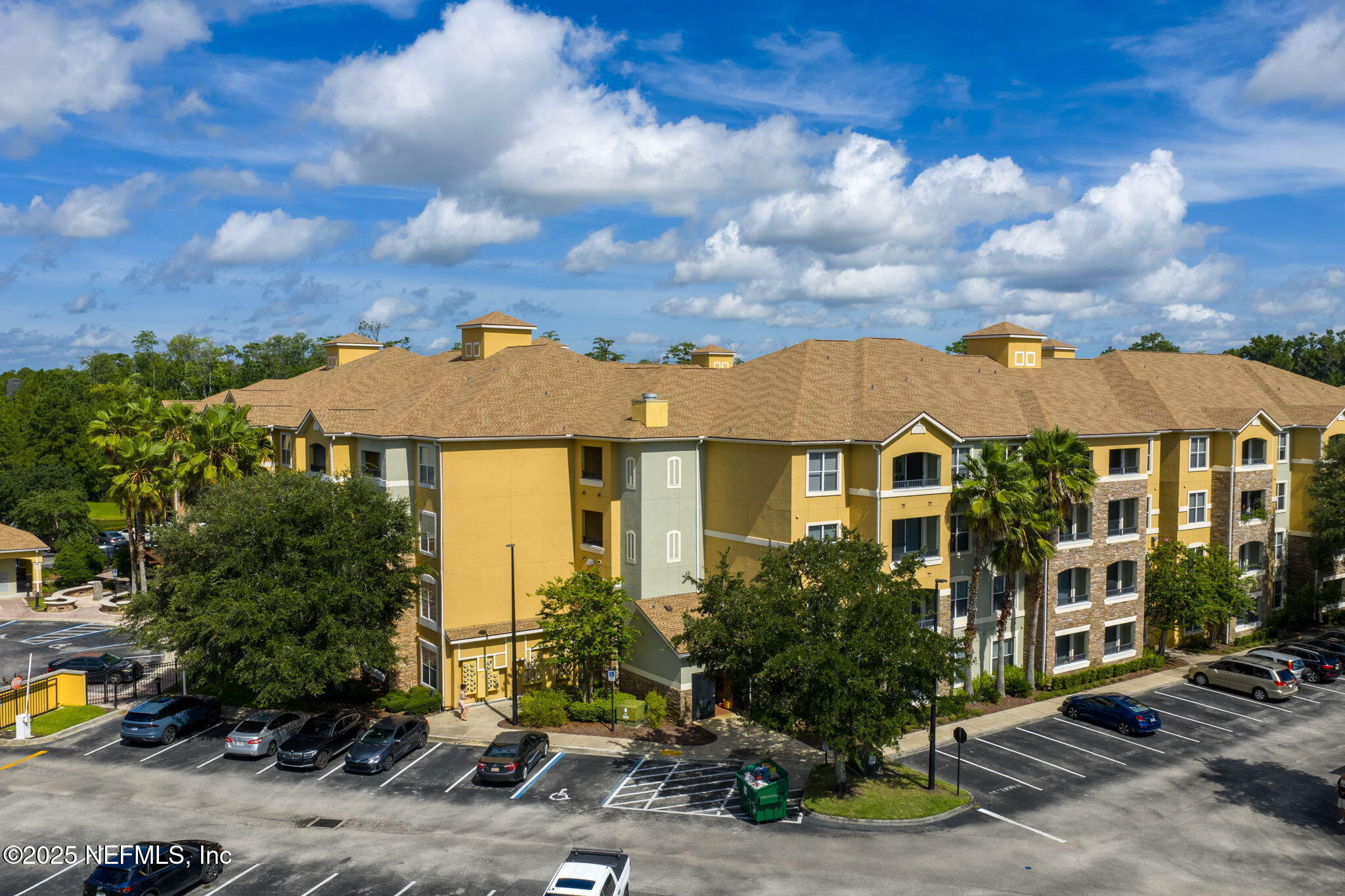 8539 GATE Parkway W 9413
