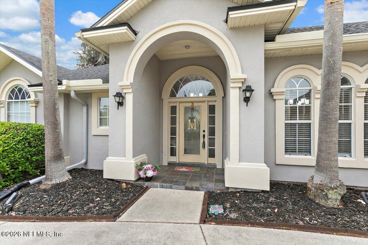 1858 SENTRY OAK Court
