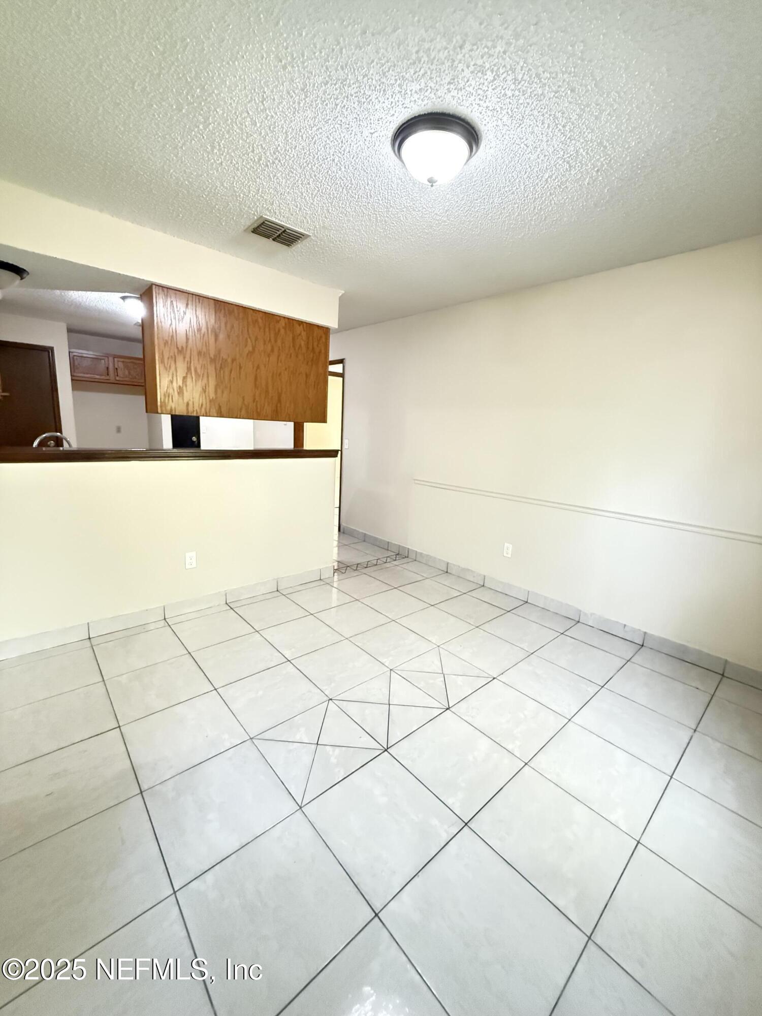 2338 BLOSSOM RIDGE Drive N