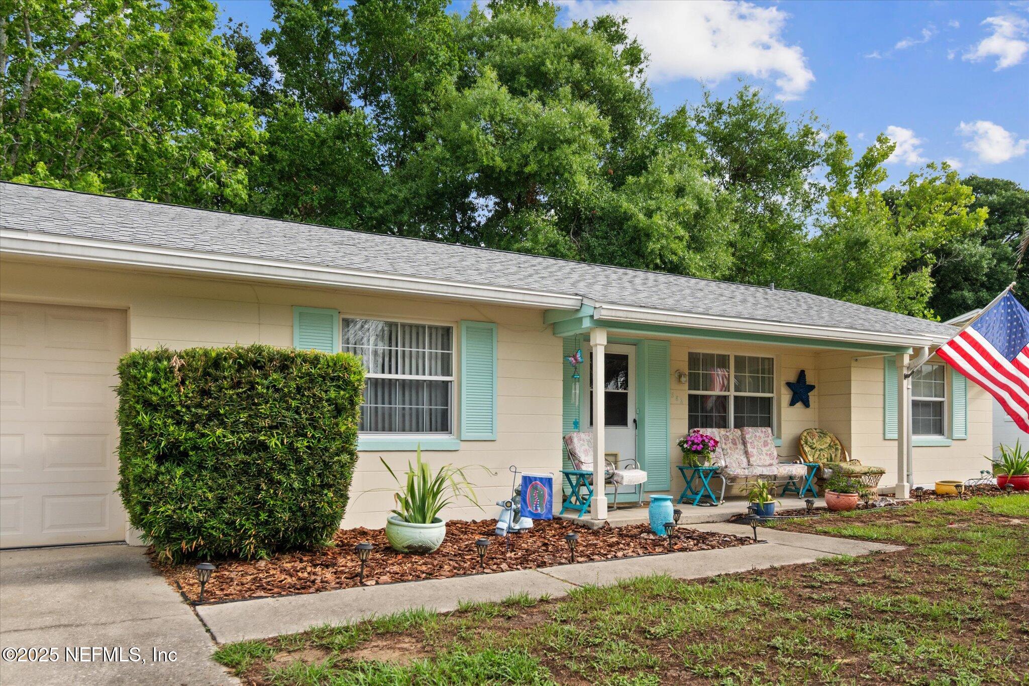 382 CASUARINA Circle