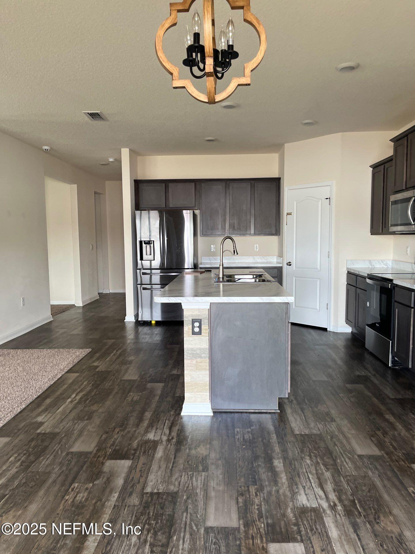 6231 BUCKING BRONCO Drive