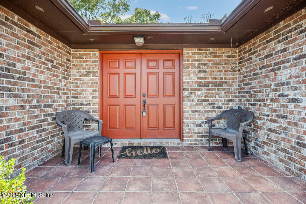 584 ARTHUR MIDDLETON Circle