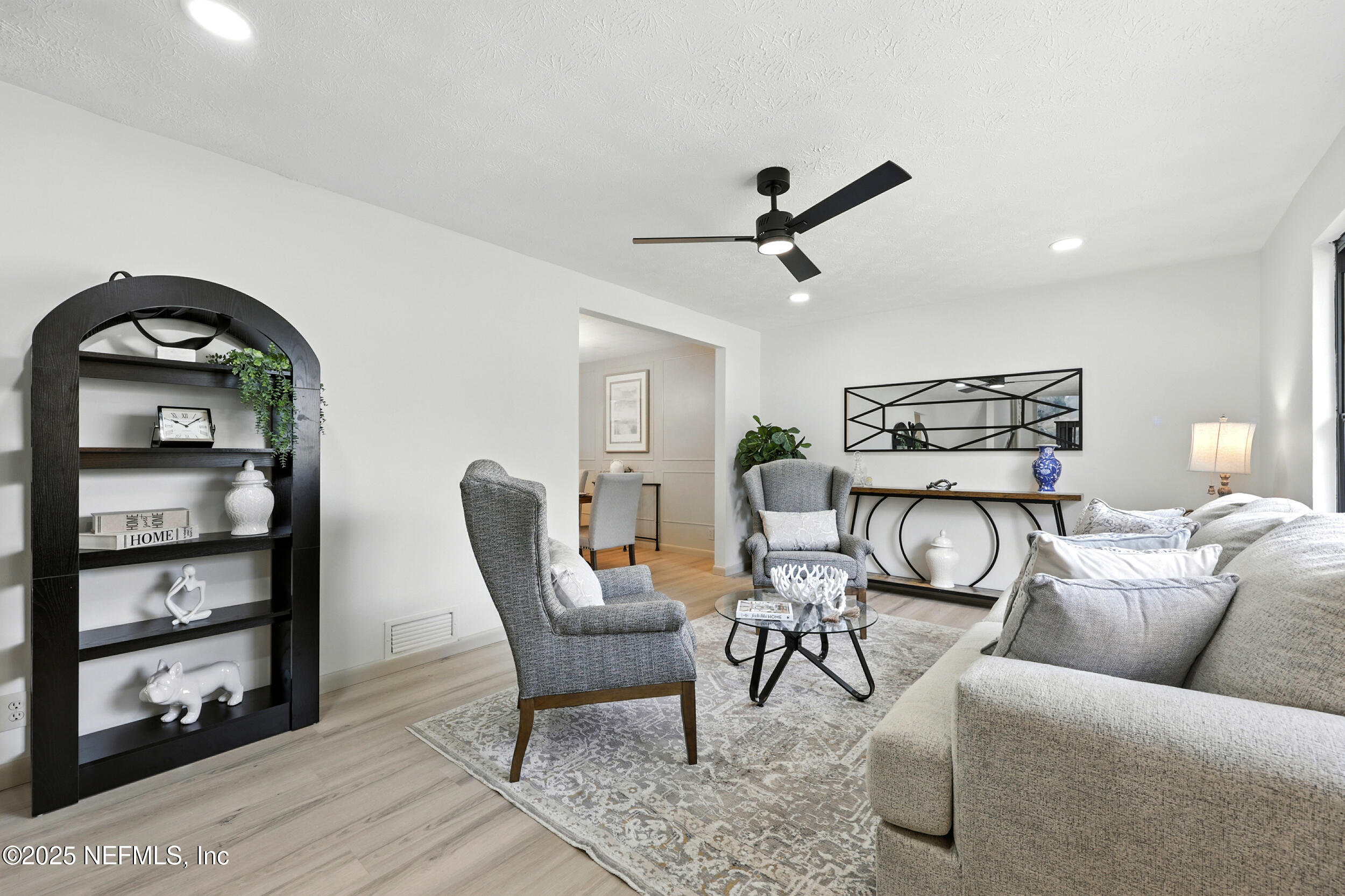 5226 DOSTIE Drive