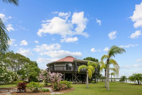 A home in East Palatka