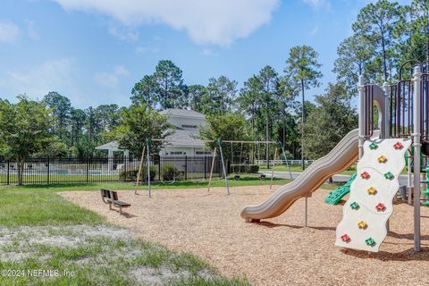 A home in Yulee