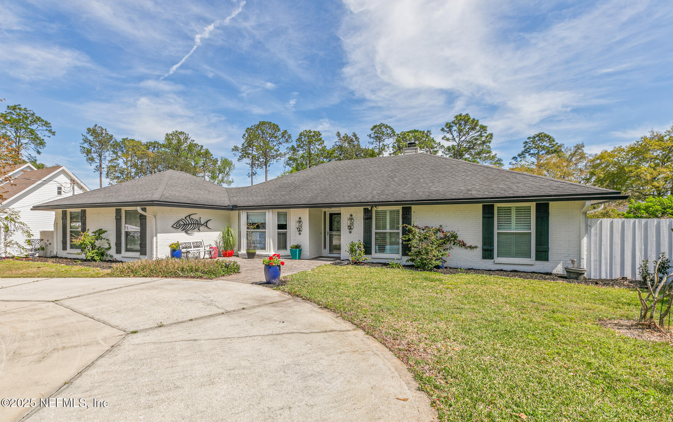 540 ROBERTS Road