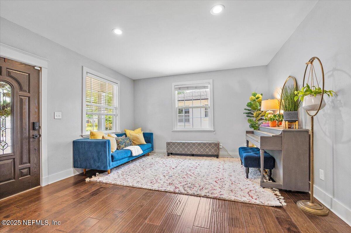 4371 GADSDEN Court