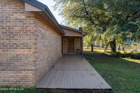 A home in Middleburg