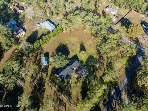 A home in Middleburg