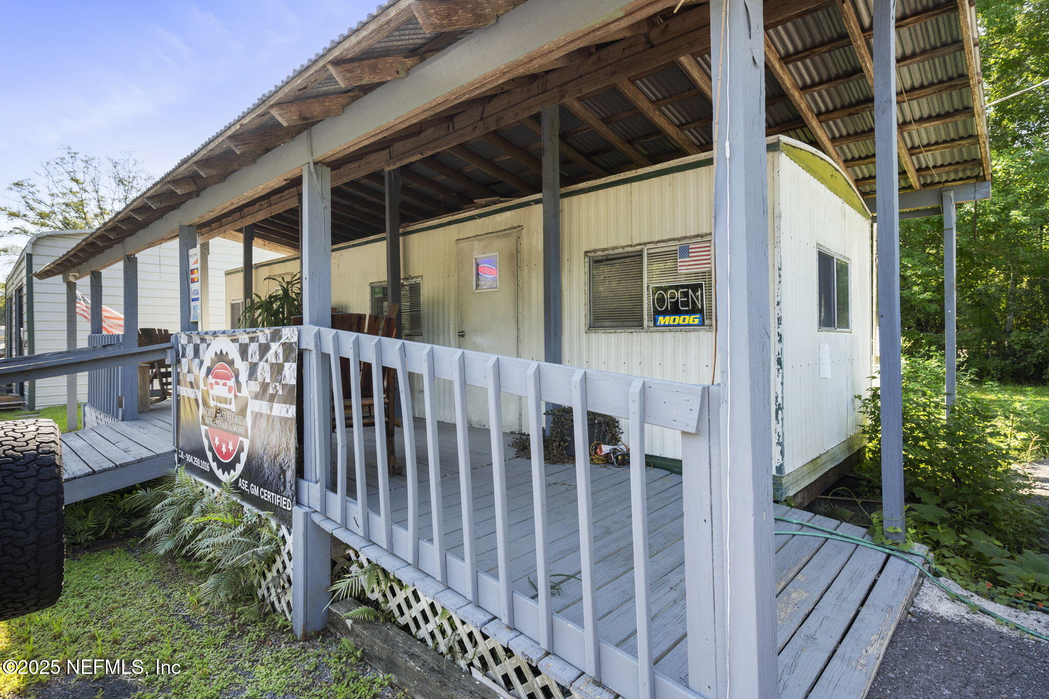 1128 E MACCLENNY Avenue