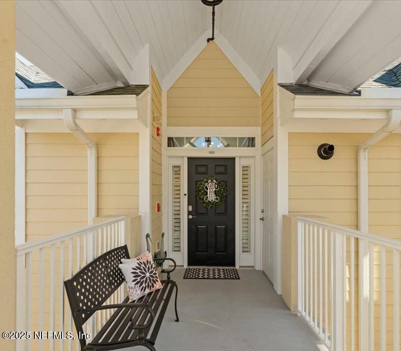 335 N SHORE Circle 1032