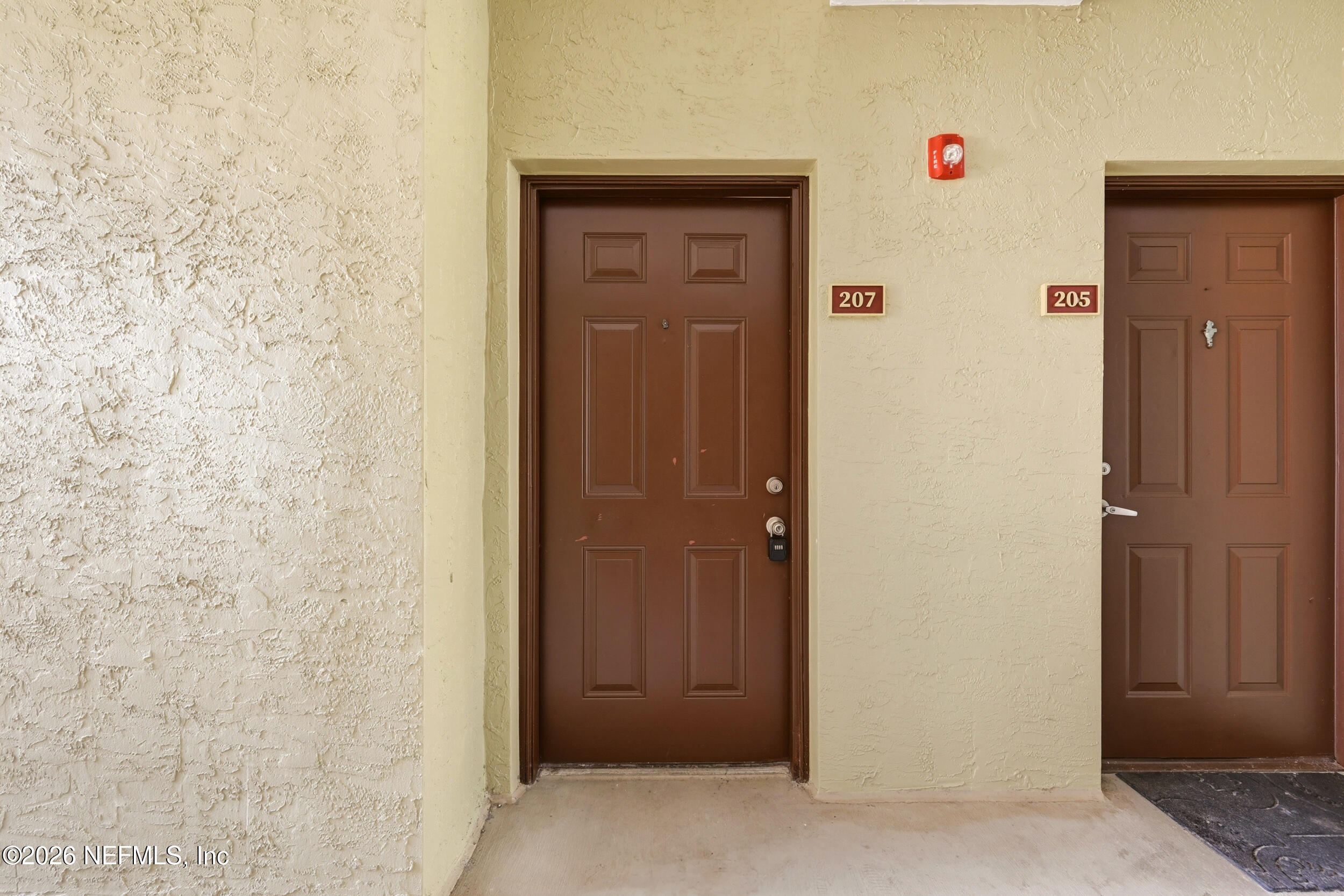 2005 MARIPOSA VISTA Lane 207