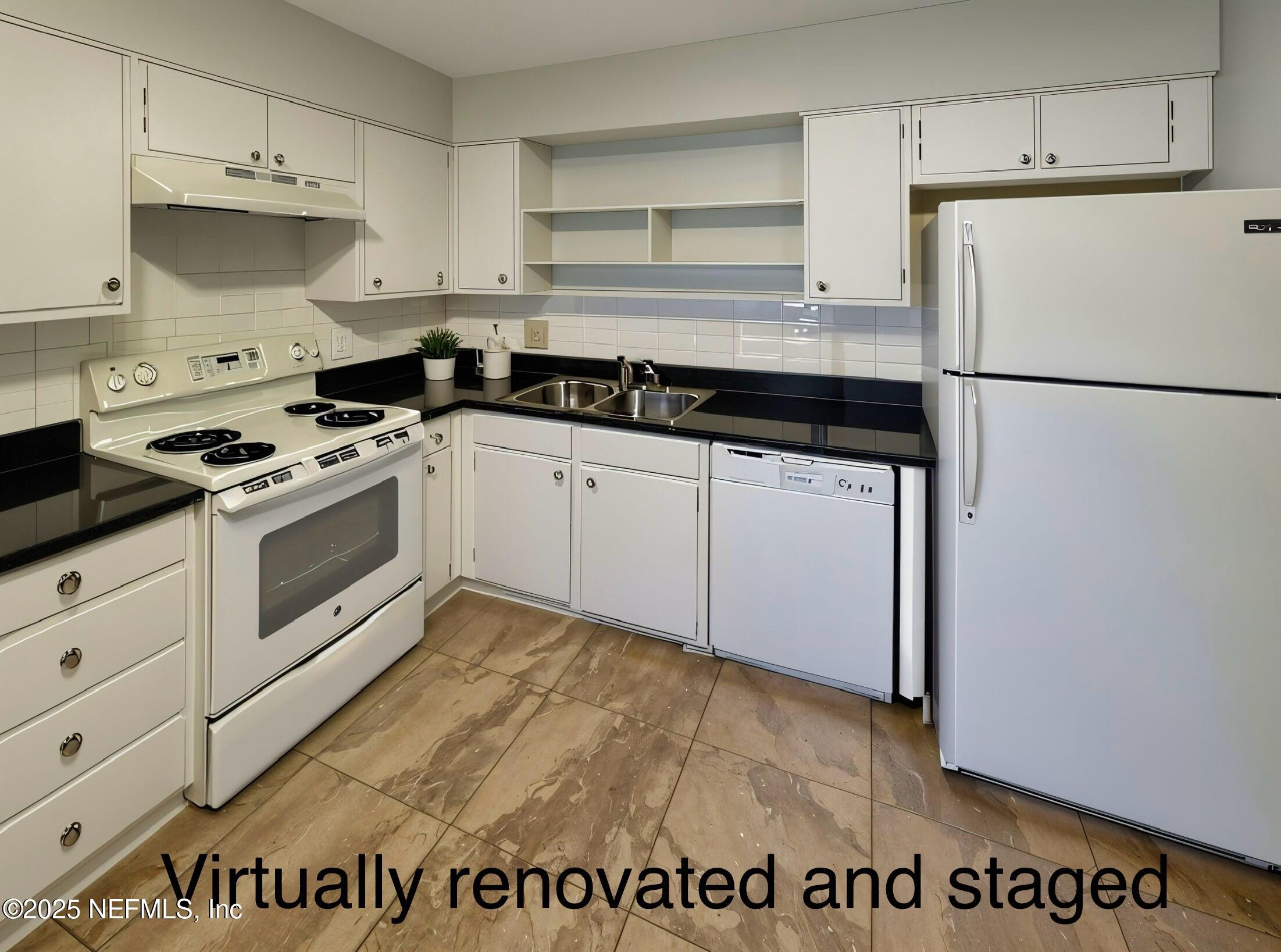 7780 LAS PALMAS Way 113