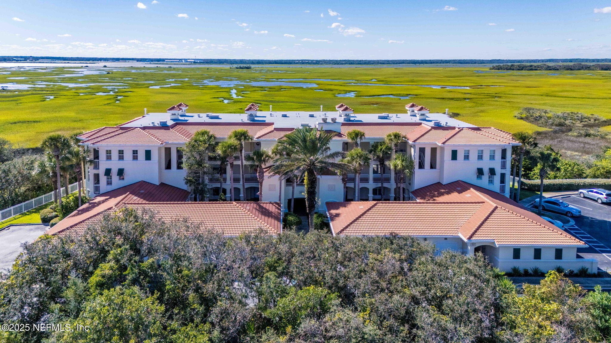 445 N OCEAN GRANDE Drive N 201