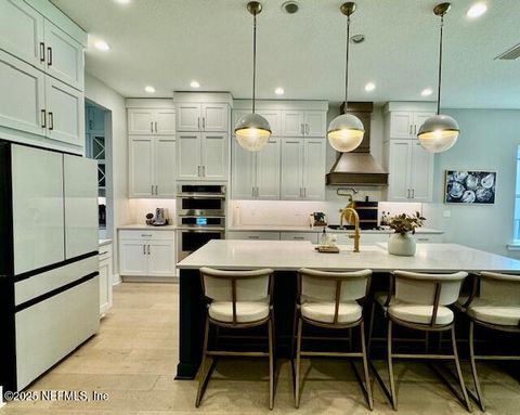 Photo of 11319 MADELYNN Drive, Jacksonville, FL 32256 (MLS # 2143053)