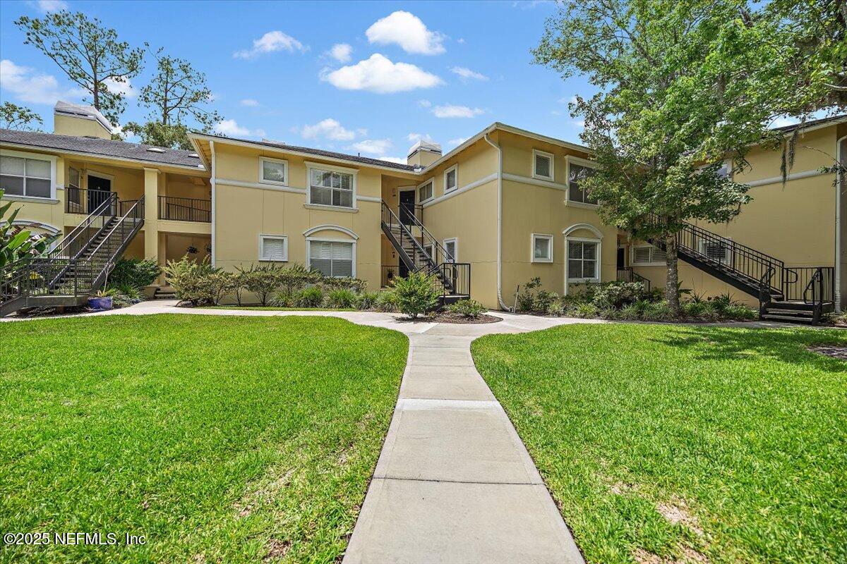 1800 THE GREENS Way 1907