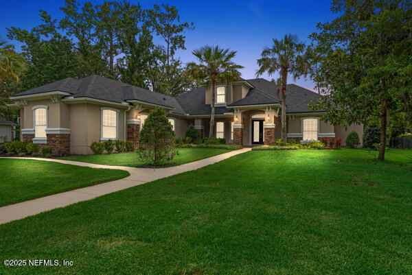1821 WIND RIDGE Court