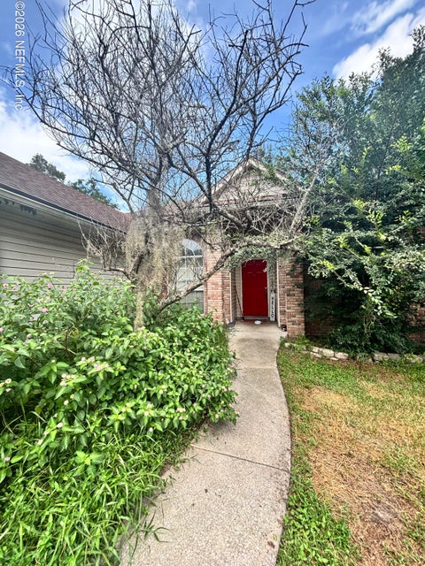 Photo of 5351 OXFORD CREST Drive, Jacksonville, FL 32258 (MLS # 2164636)