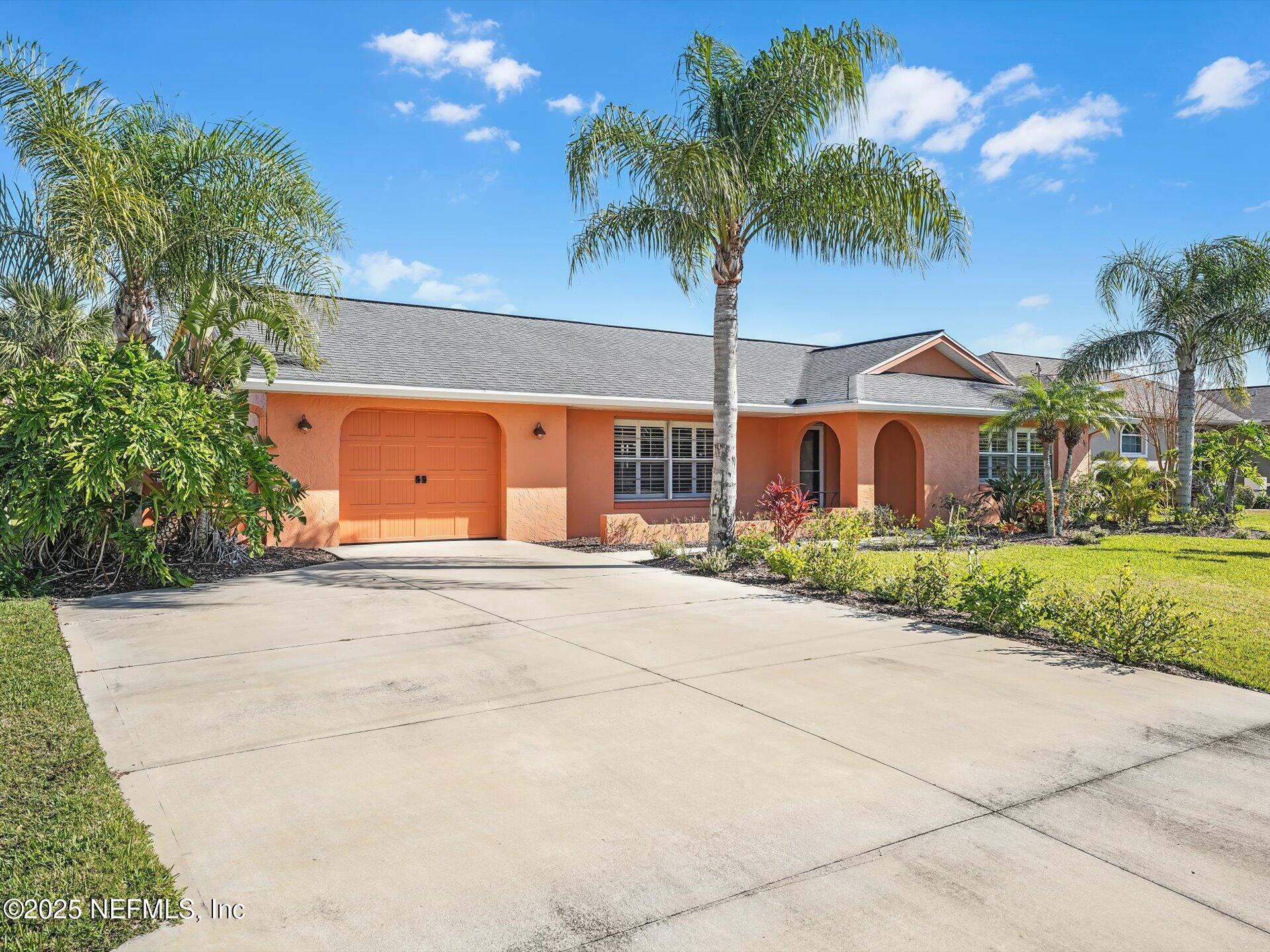 40 CLARENDON Court N