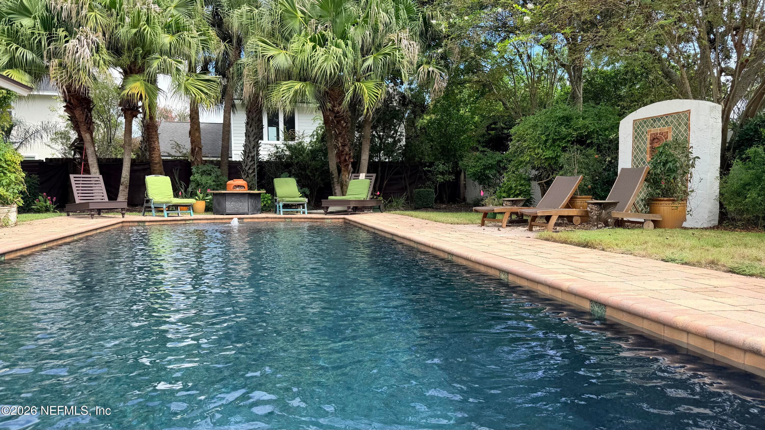 55 SOLANA Road
