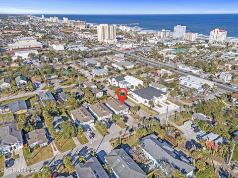 A home in Jacksonville Beach