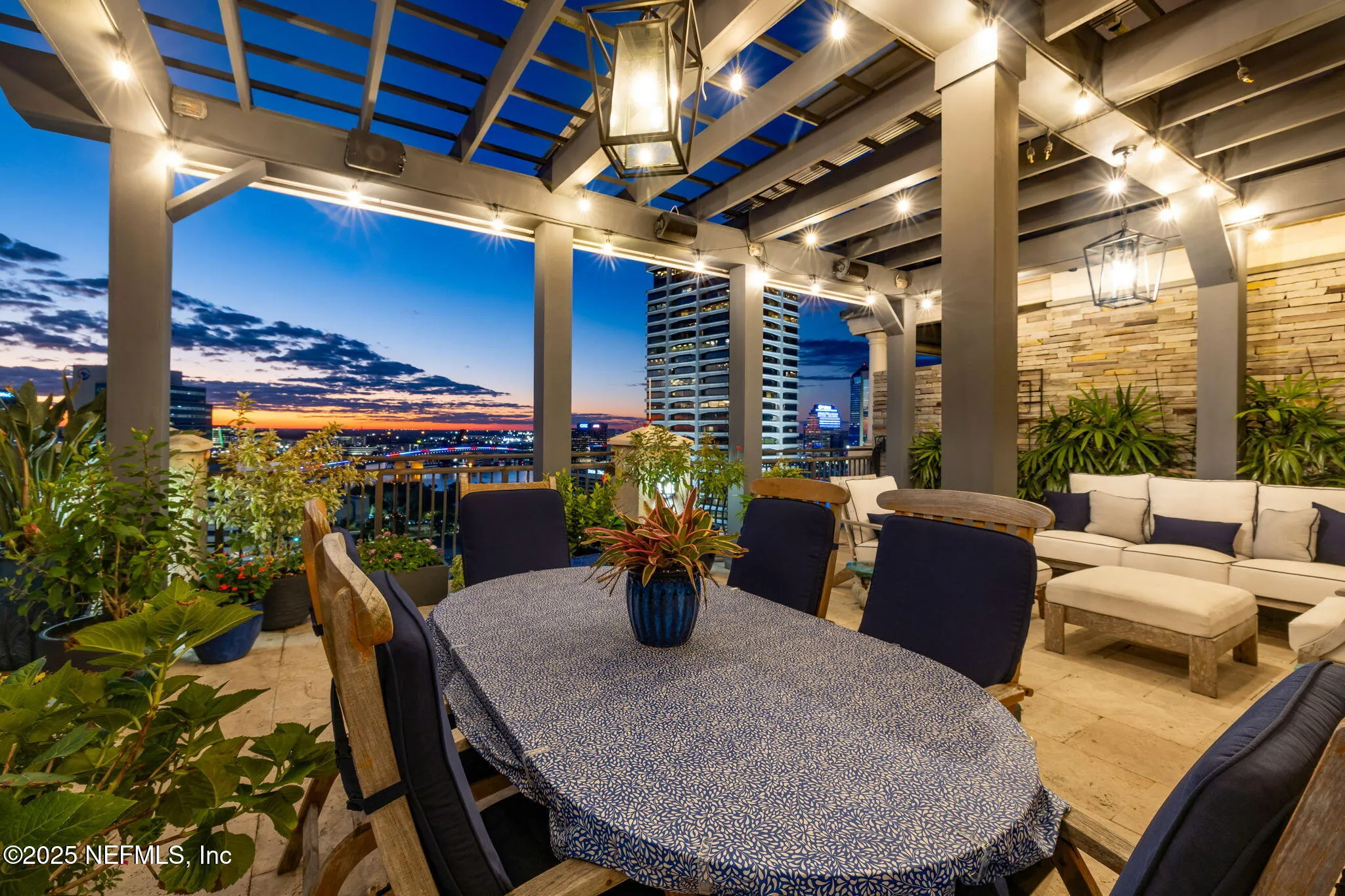 Jacksonville, Florida 32207, United States, 3 Bedrooms Bedrooms, ,3 BathroomsBathrooms,Residential,Active,229738