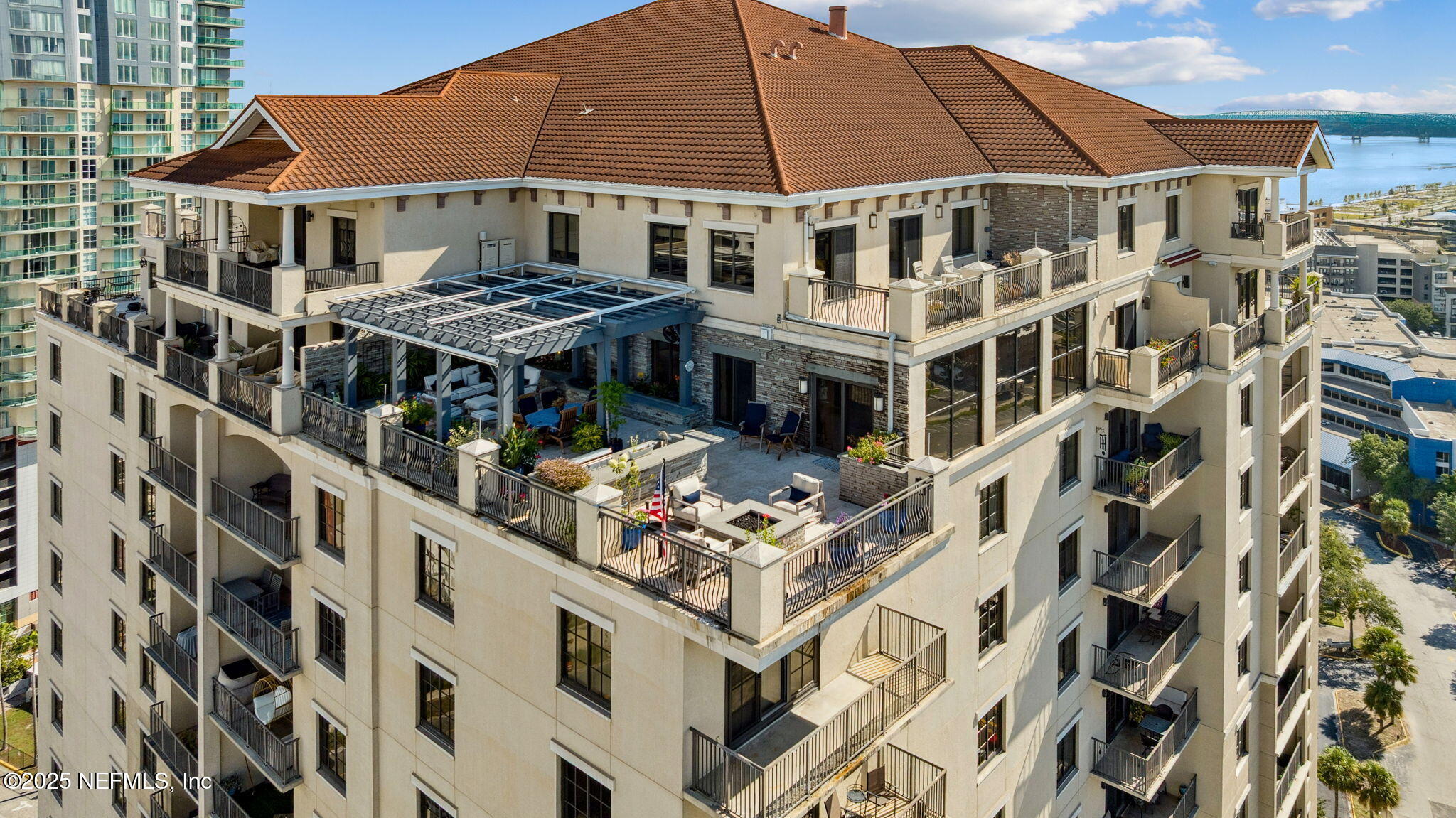 1478 RIVERPLACE Boulevard 2101