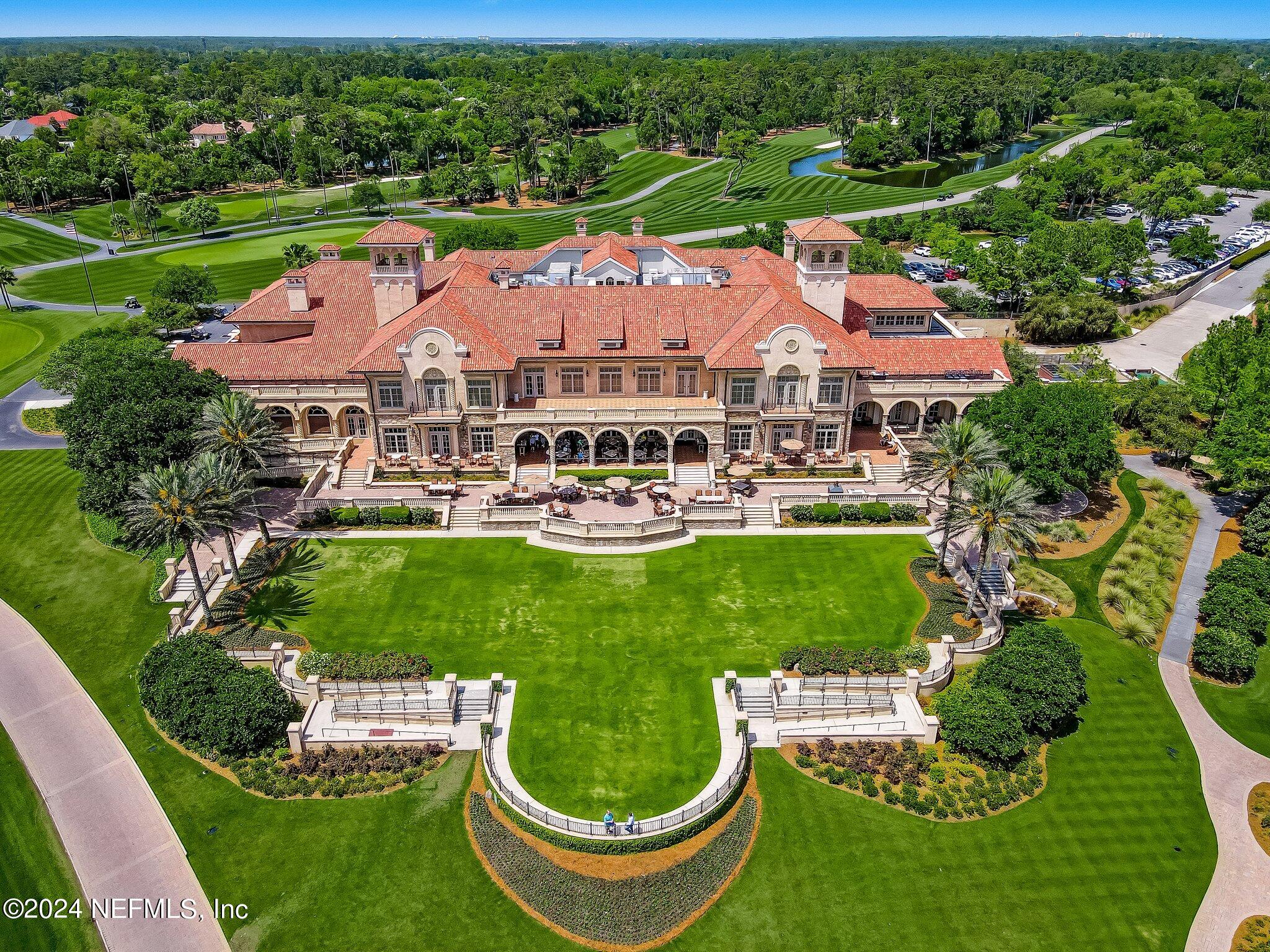 98 PLAYERS CLUB VILLAS Road