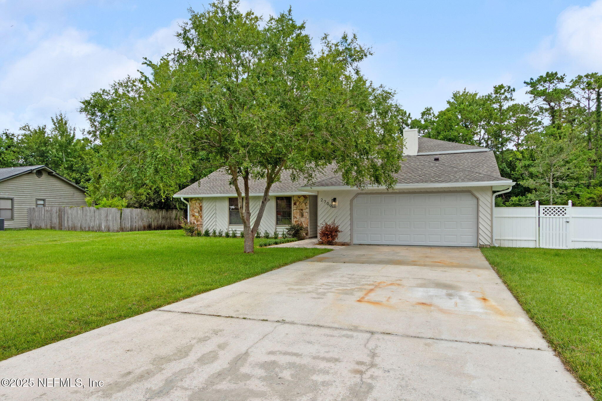 2709 HIDDEN CREEK Drive