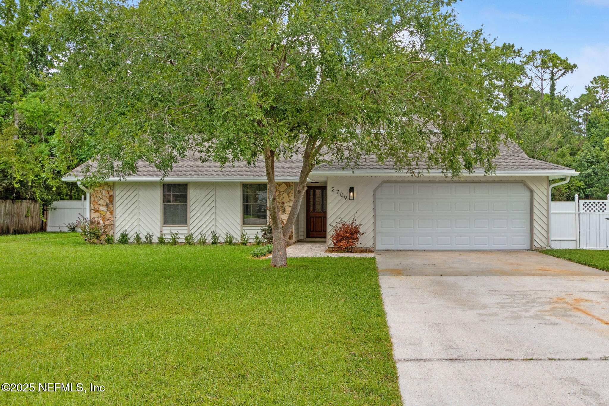 2709 HIDDEN CREEK Drive