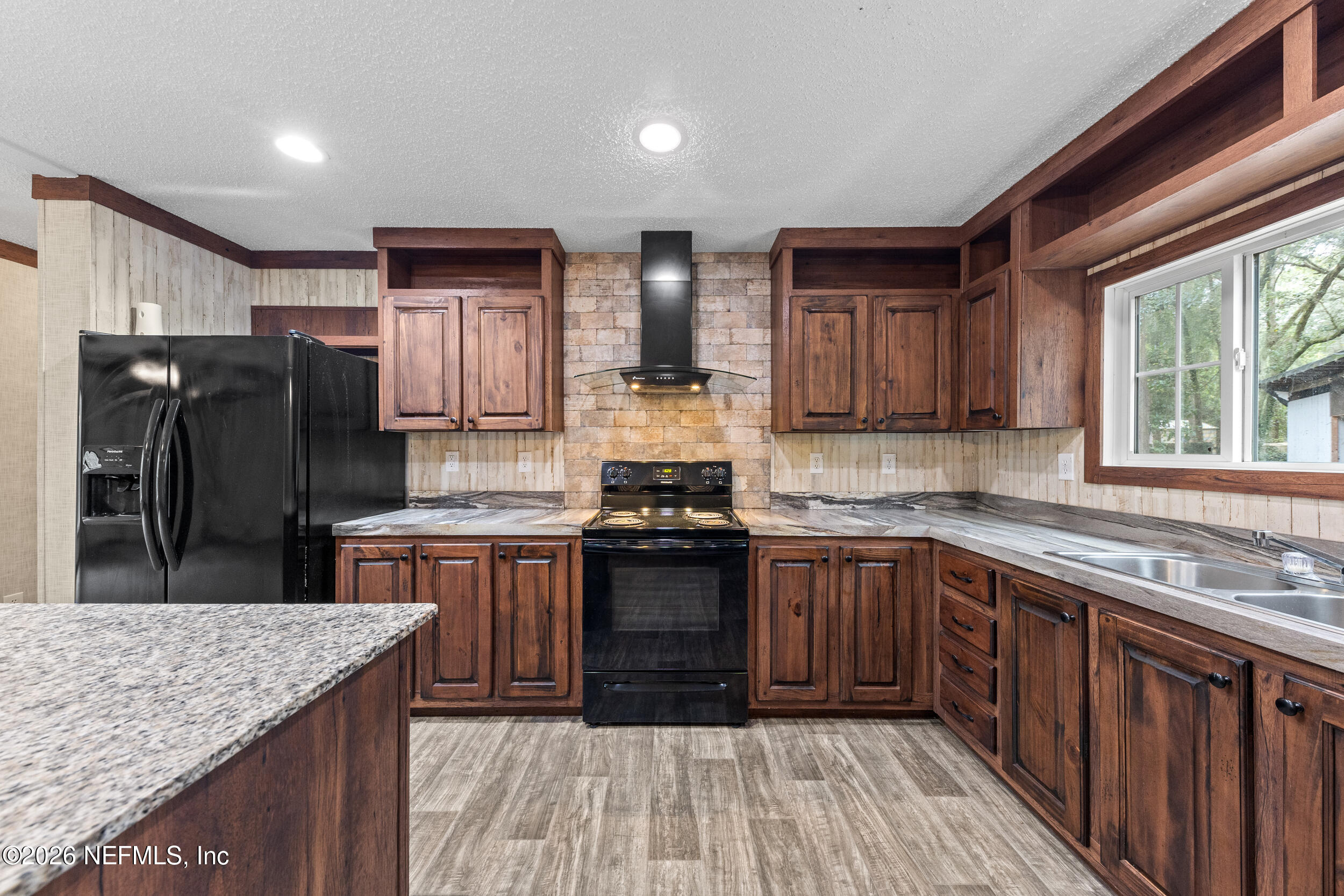 2696 PRIMROSE Circle - Photo 3