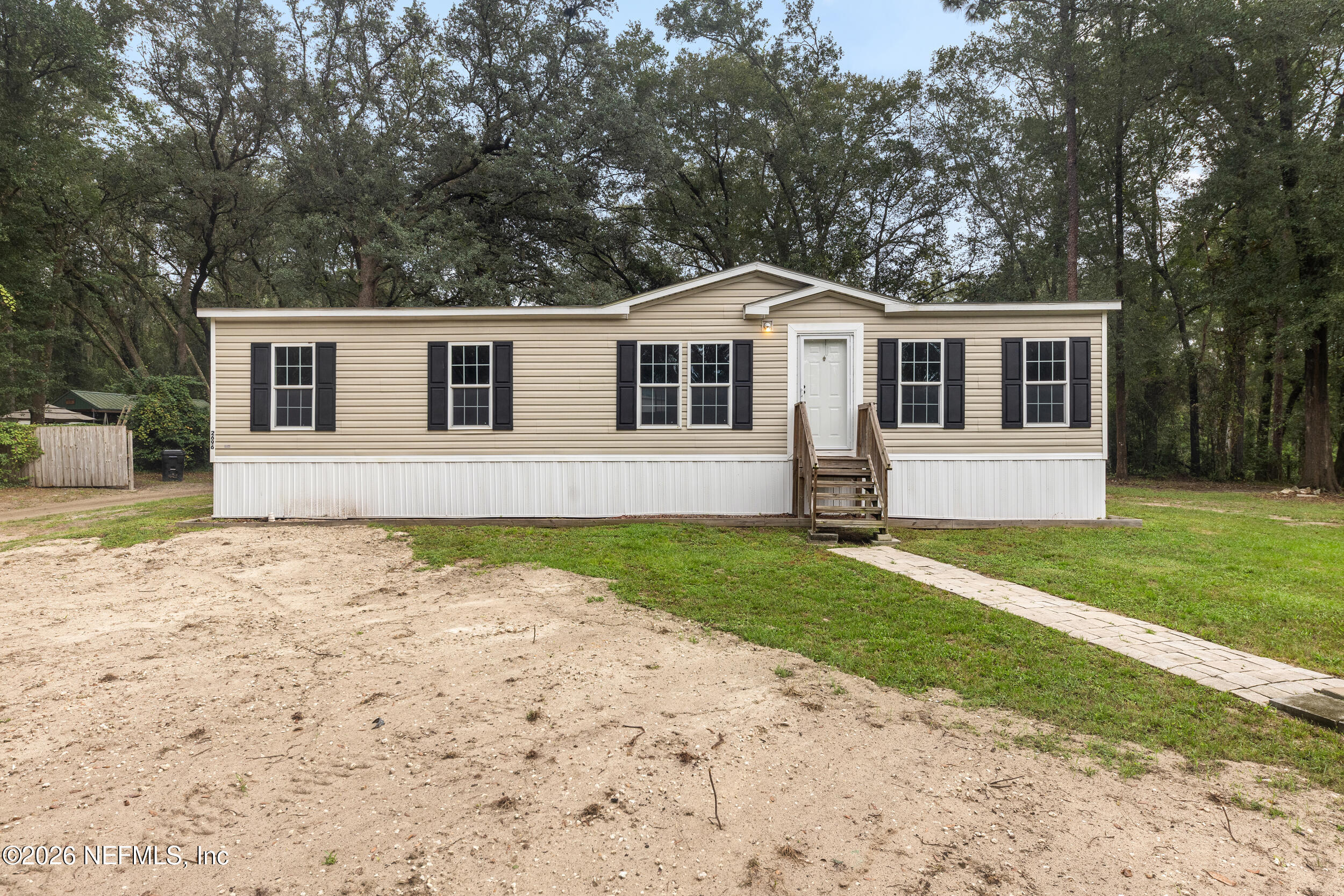 2696 PRIMROSE Circle - Photo 2