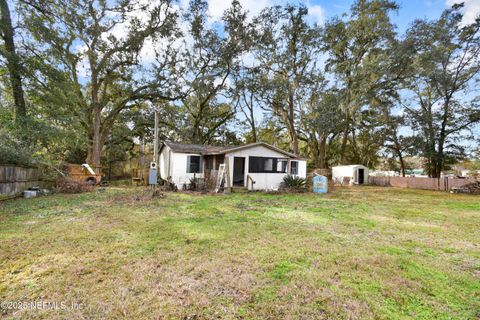 A home in Middleburg