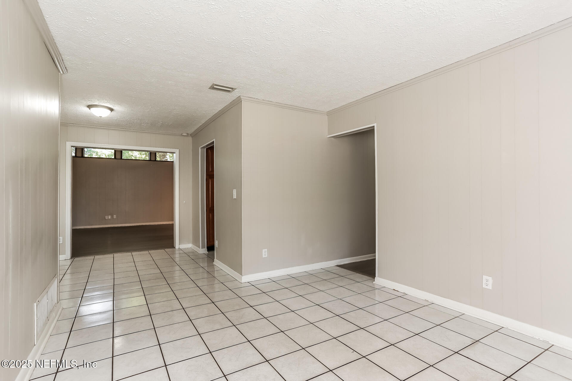 6921 MAGDELENA Drive