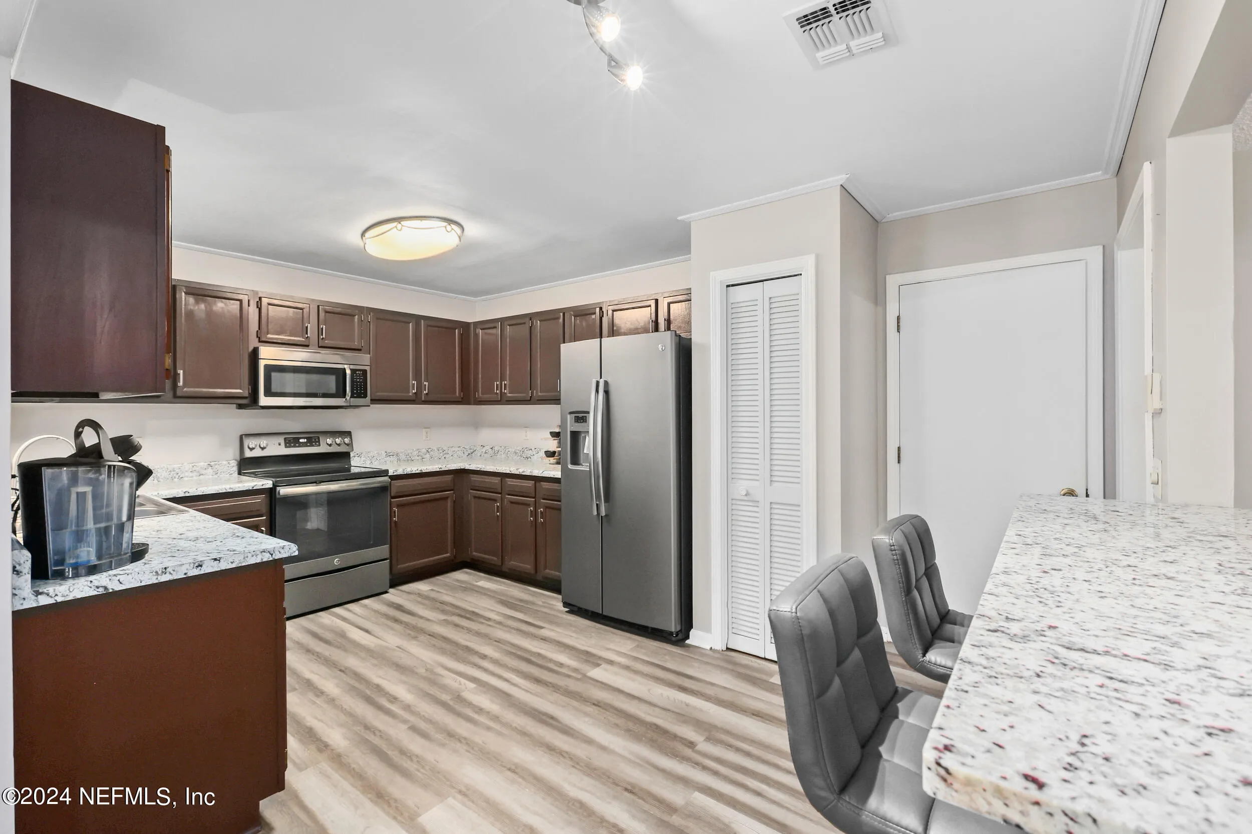 Jacksonville, Florida 32225, United States, 4 Bedrooms Bedrooms, ,2 BathroomsBathrooms,Residential,Pending,40378