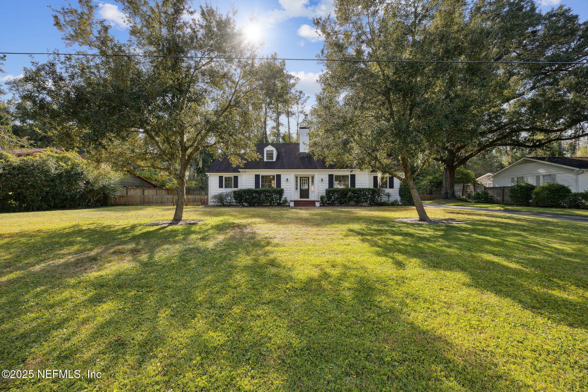 4656 IROQUOIS Avenue