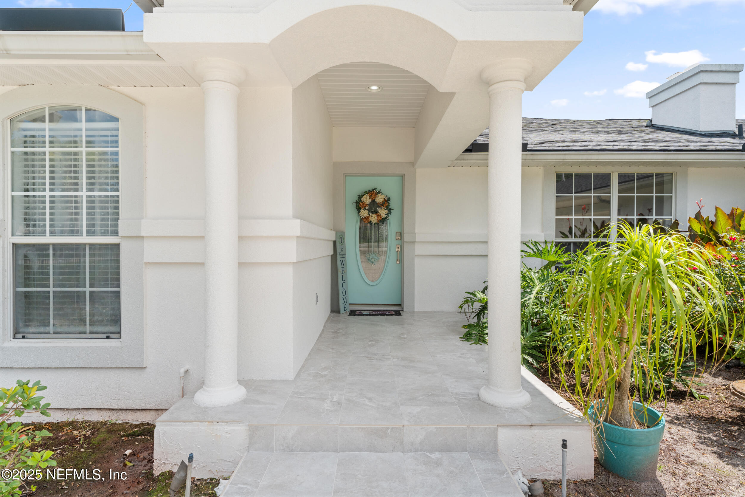 6102 HECKSCHER Drive