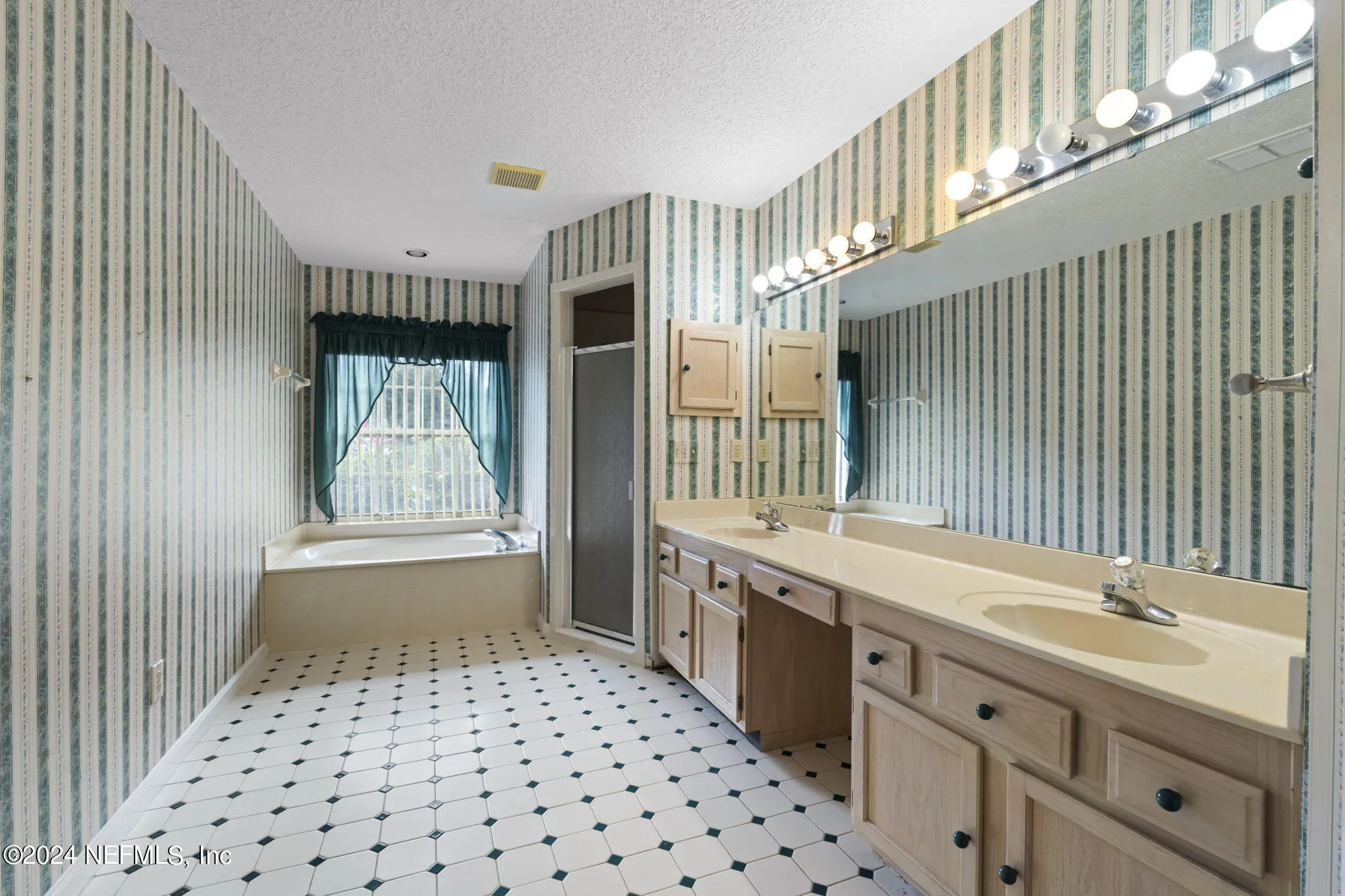 Fleming Island, Florida 32003, United States, 4 Bedrooms Bedrooms, ,4 BathroomsBathrooms,Residential,Active,37363