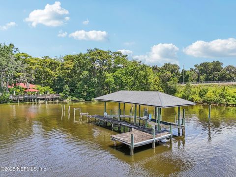 2778 HOLLY POINT Road W Orange Park FL 32073