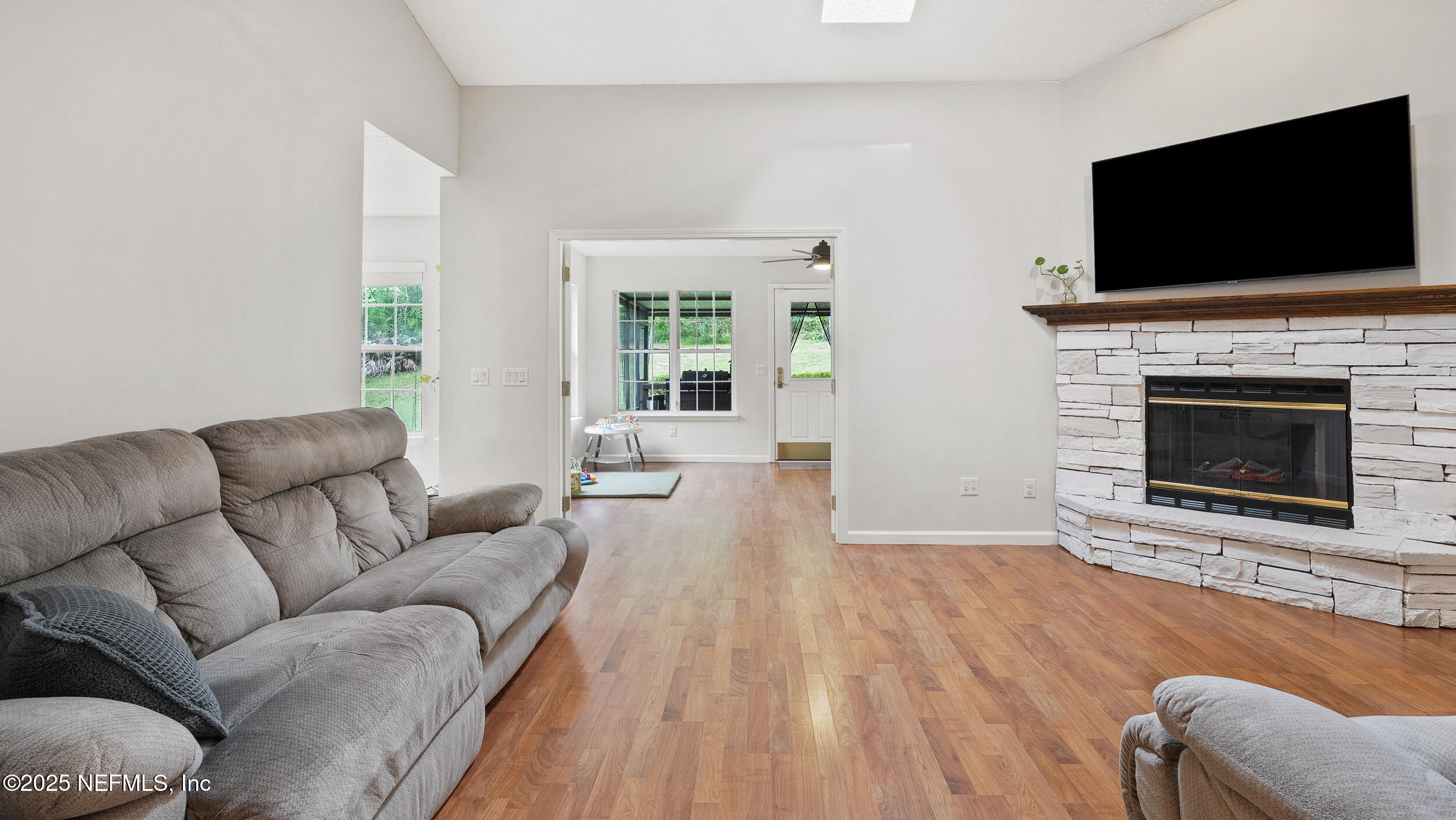 4410 TARRAGON Avenue