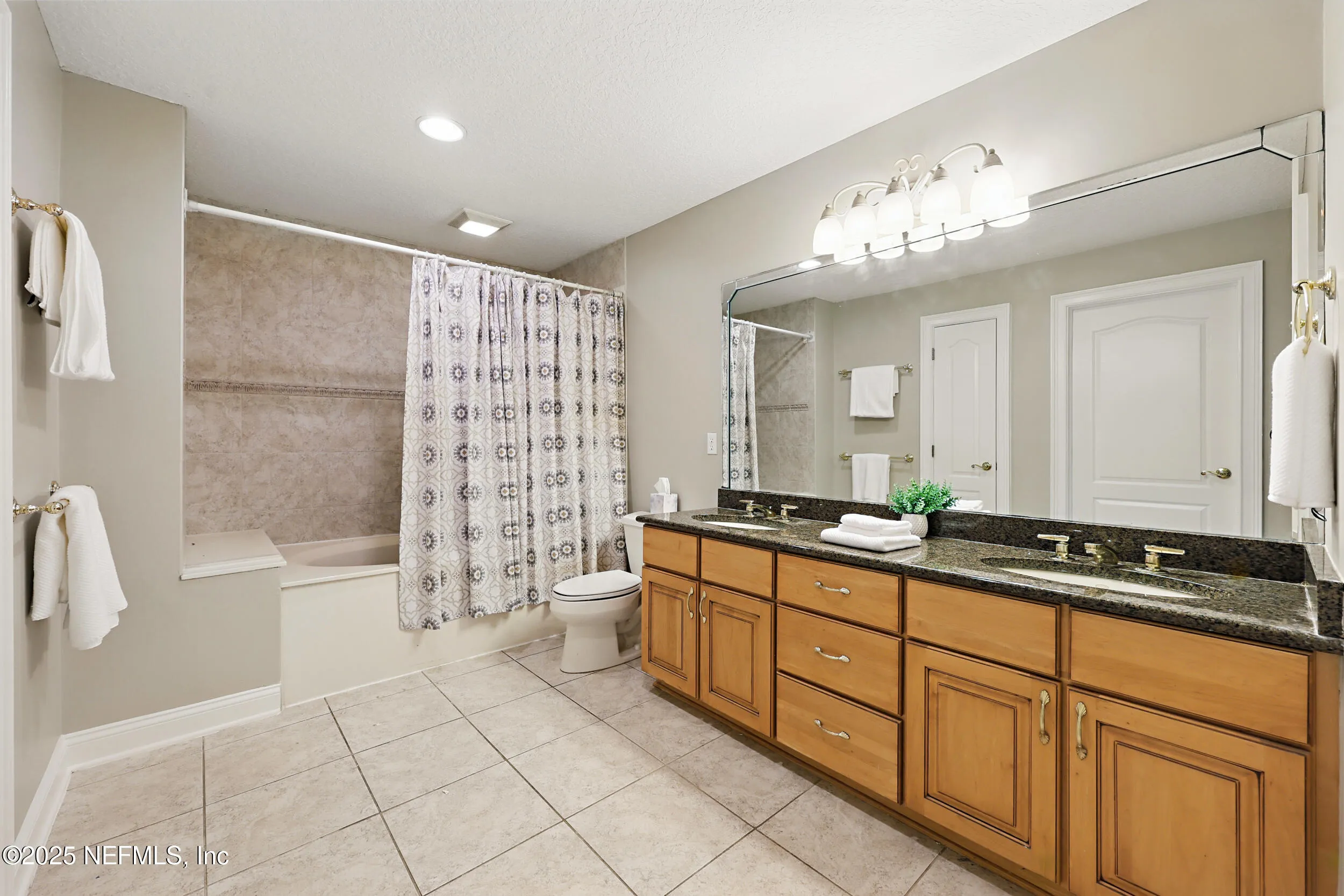 Jacksonville Beach, Florida 32250, United States, 6 Bedrooms Bedrooms, ,4 BathroomsBathrooms,Residential,Active,116251