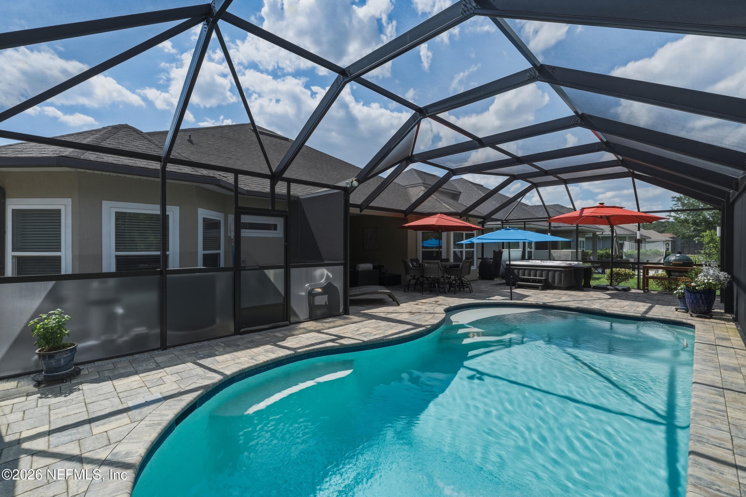 24 GREENVIEW Lane
