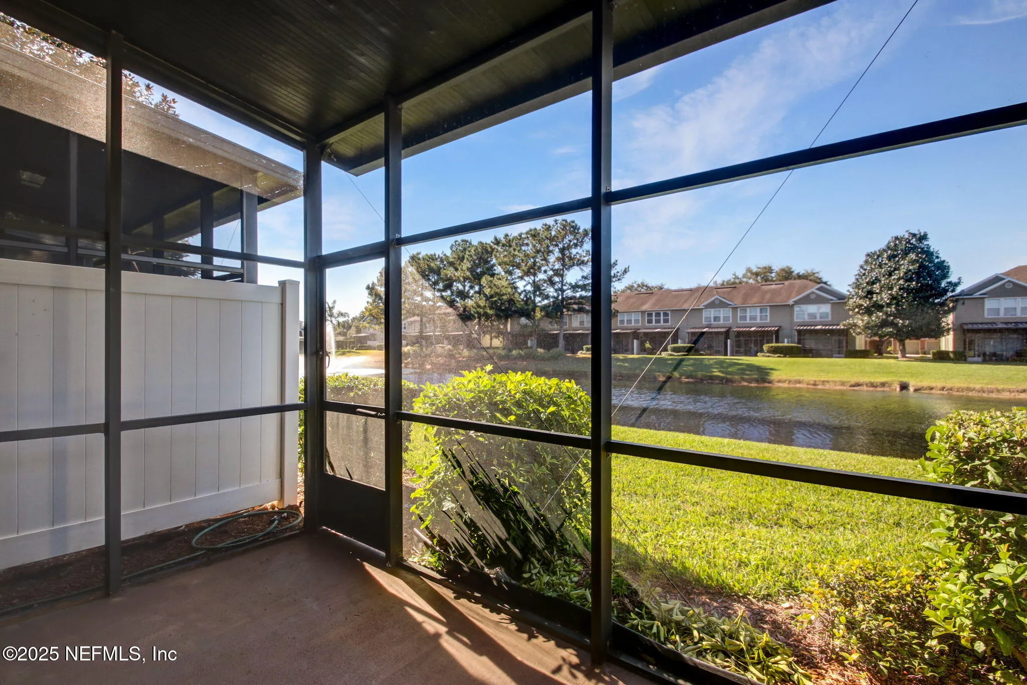 Jacksonville, Florida 32256, United States, 2 Bedrooms Bedrooms, ,3 BathroomsBathrooms,Residential,Active,250255