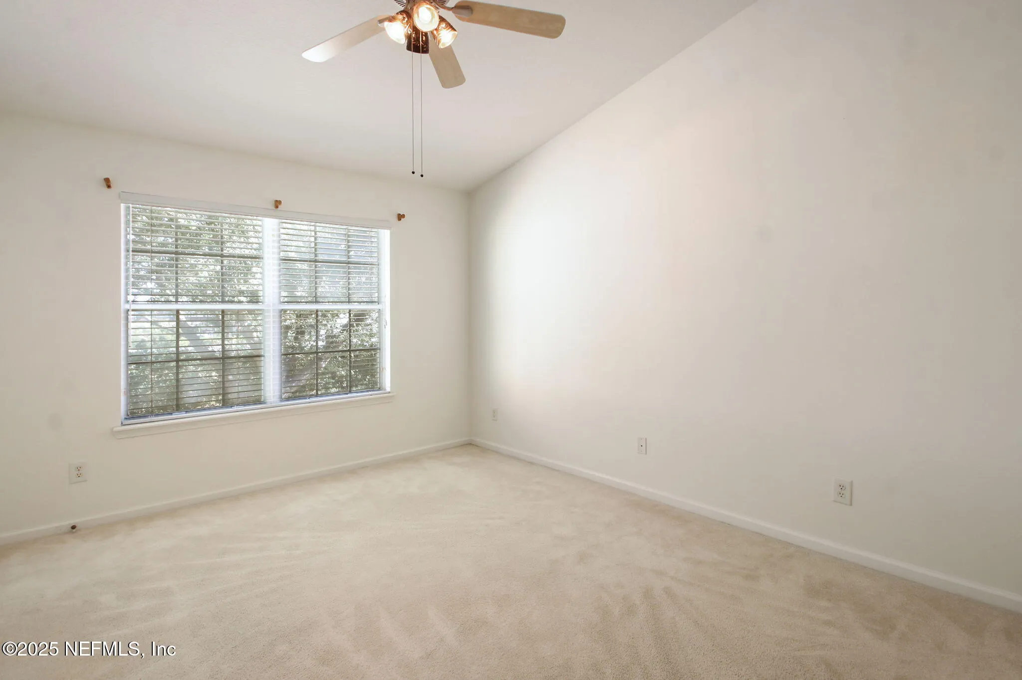 Jacksonville, Florida 32256, United States, 2 Bedrooms Bedrooms, ,3 BathroomsBathrooms,Residential,Active,250255